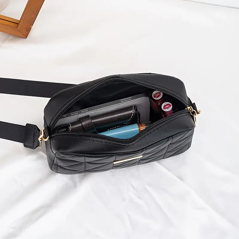 Bolso Elegante de Dama en cuero diseño c